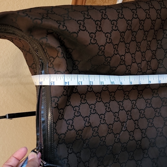 Gucci GG Nylon Extra-large Travel Hobo Bag - Picture 7 of 16